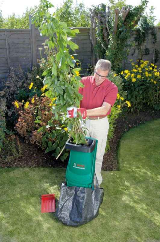 Как выбрать садовый измельчитель веток и травы
