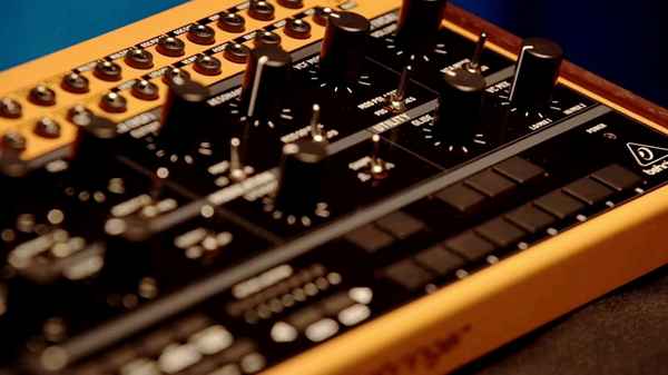 NAMM 2019: синтезатор Behringer Crave предложит всё лучшее, что есть в других легендарных инструментах  